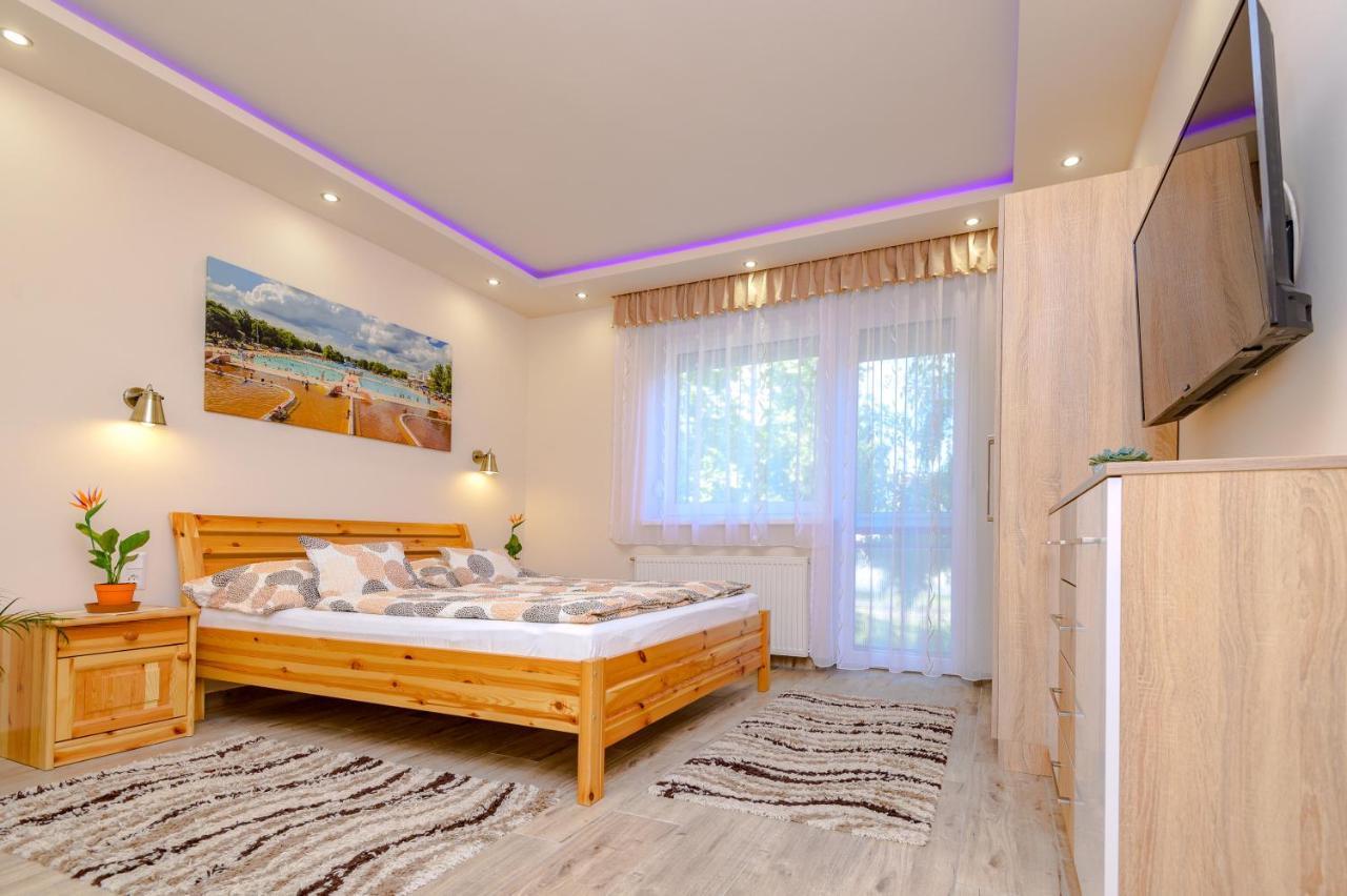 Illes Apartmanok I. Hajdúszoboszló المظهر الخارجي الصورة